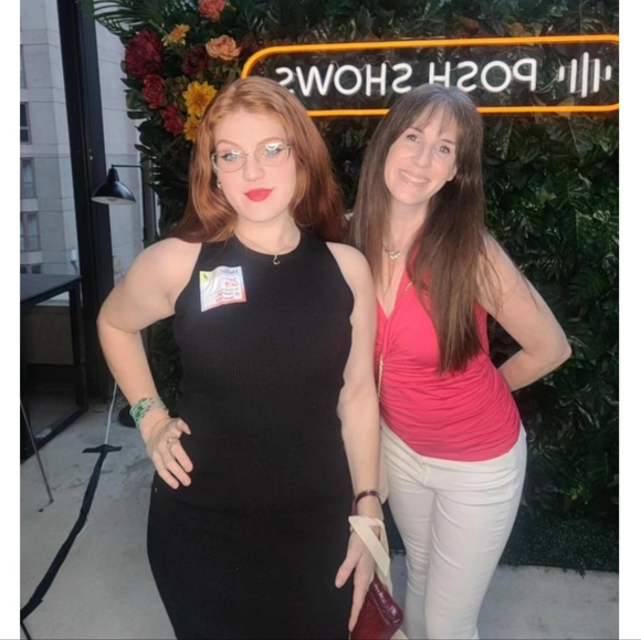 Meet your Posher, Lauryn - Picture 5 of 16